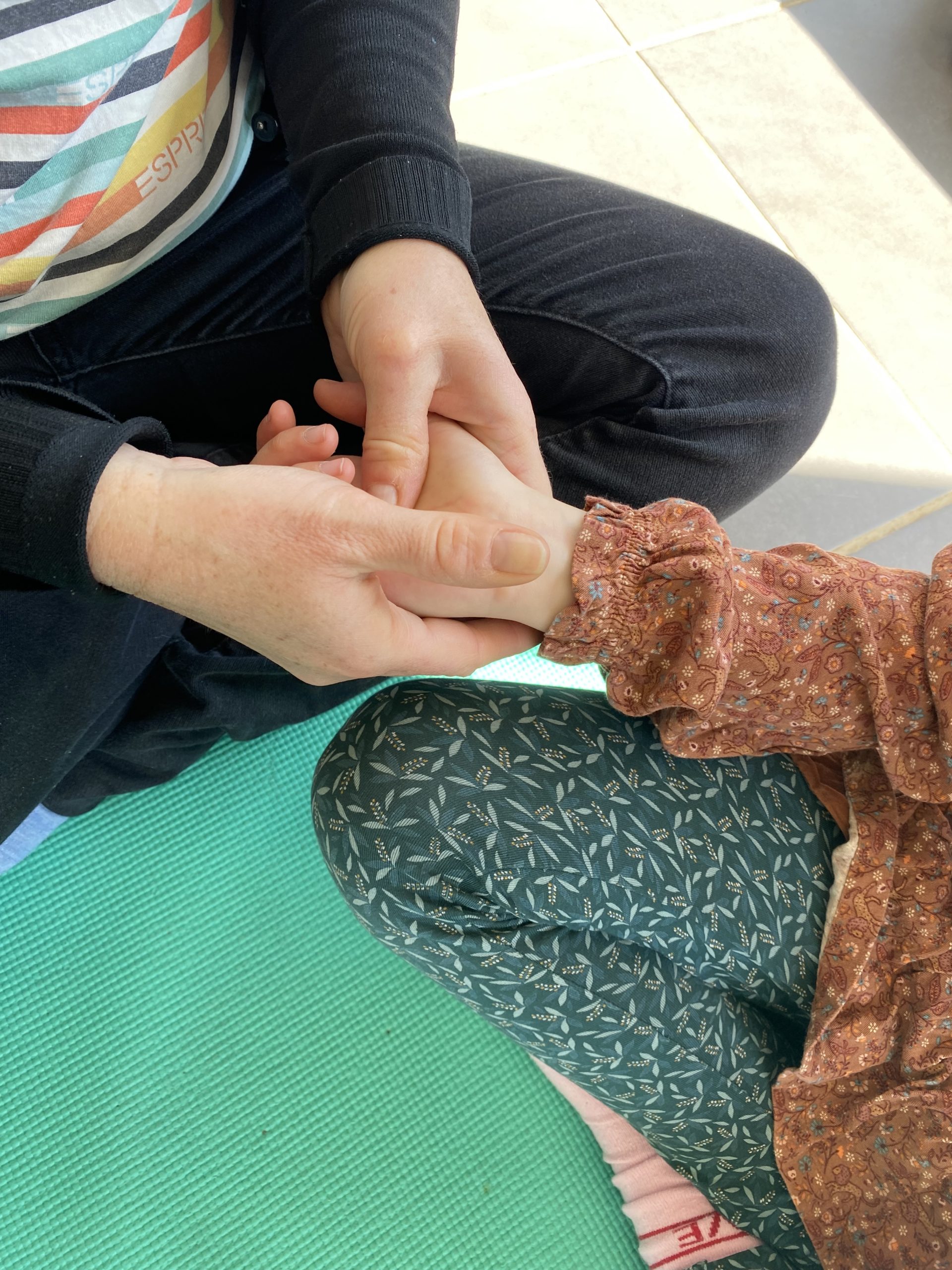 Shiatsu ludique pour aider l'enfant à mieux gérer ses émotions, atelier à Maibe à Caen